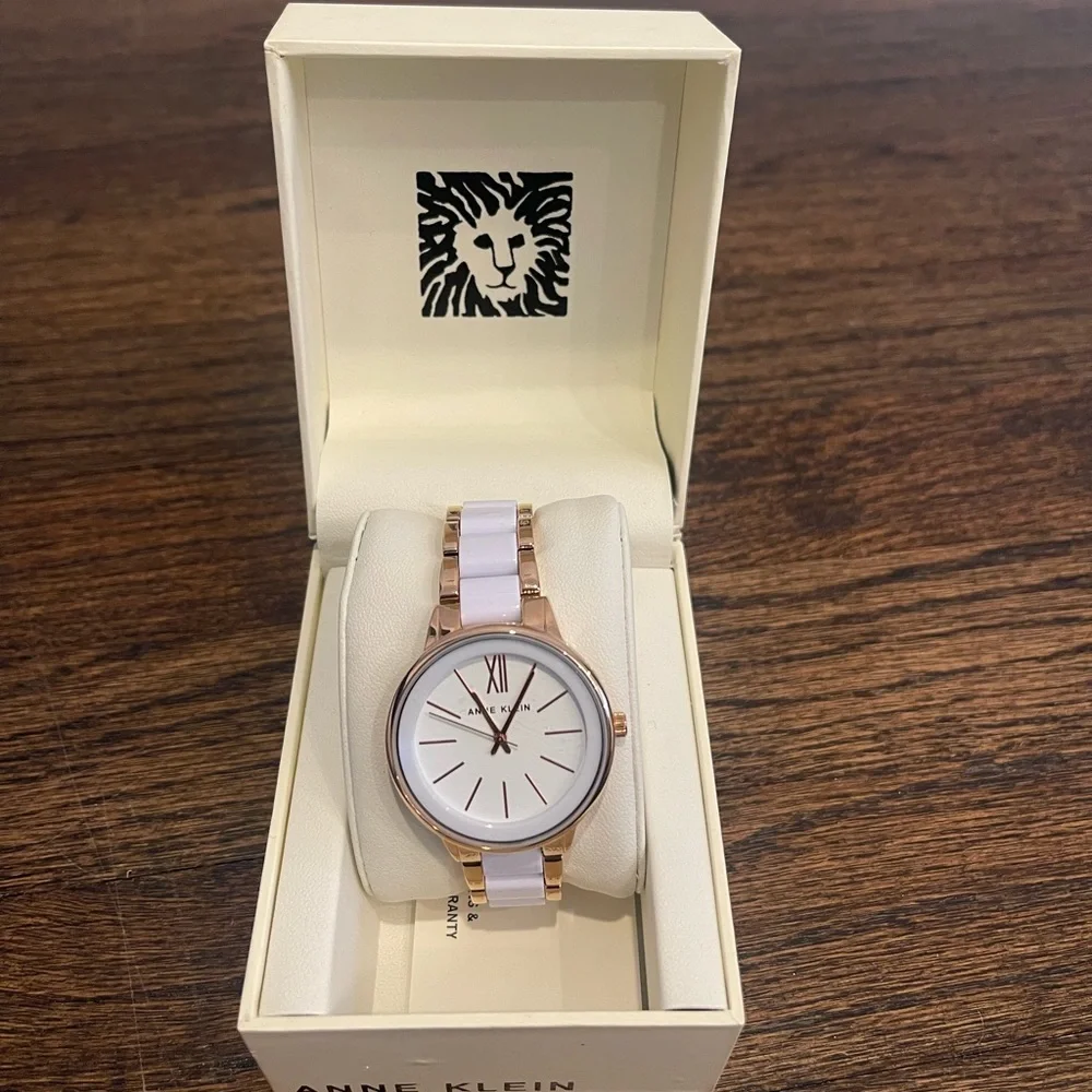 Anne Klein Watch - Picture 1 of 5
